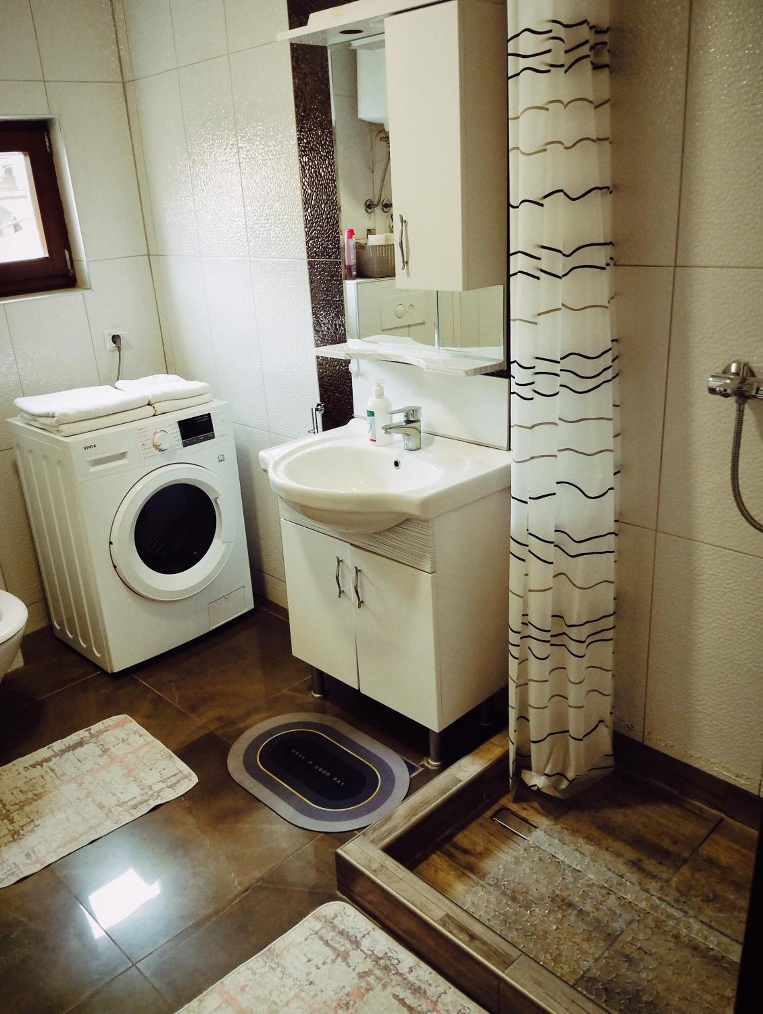 Guest House Bujrum SJJ Extérieur photo